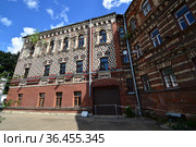 Бывший жилой дом Константинопольского патриаршего подворья. Крапивенский переулок, 4, строение 1. Тверской район. Город Москва (2021 год). Стоковое фото, фотограф lana1501 / Фотобанк Лори