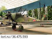 Учебно-тренировочный самолёт У-2 или ПО-2 (Поликарпов-2) 1928 года "Кукурузник". Открытая площадка Центрального музея Великой Отечественной войны на Поклонной горе. Москва (2021 год). Редакционное фото, фотограф Илюхина Наталья / Фотобанк Лори