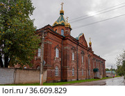 Свято-Духов Иаковлев Боровичский монастырь. Церковь во имя св. Иакова Праведного, Боровичского Чудотворца (2021 год). Редакционное фото, фотограф Александр Щепин / Фотобанк Лори