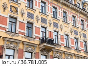 Доходный дом А. А. Кушелева. Детали. Проспект Римского-Корсакова, дом 1. Санкт-Петербург. Россия (2021 год). Редакционное фото, фотограф E. O. / Фотобанк Лори