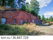 Запасной пороховой погреб. Крепость Тронгзунд. Высоцк. Ленинградская область (2021 год). Стоковое фото, фотограф Сергей Афанасьев / Фотобанк Лори