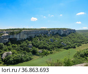 Окрестности древнего поселения Эски-Кермен. Стоковое фото, фотограф Татьяна Т / Фотобанк Лори