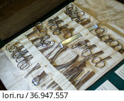 Военно-полевой набор медицинского инструмента образца 1938 года (2020 год). Редакционное фото, фотограф Вячеслав Палес / Фотобанк Лори