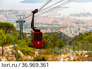 Toulon city and coastline from Faron mountain. Стоковое фото, фотограф Яков Филимонов / Фотобанк Лори