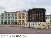 Россия . Санкт-Петербург. Гостиный двор. Арт пространство "Двор Гостинного двора" (2021 год). Редакционное фото, фотограф Литвяк Игорь / Фотобанк Лори