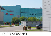 Магазин "Ашан". Москва. Россия (2021 год). Редакционное фото, фотограф E. O. / Фотобанк Лори