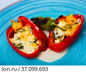 Image of pepper stuffed with brynza in plate. Стоковое фото, фотограф Яков Филимонов / Фотобанк Лори
