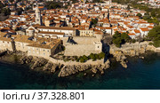 Aerial view of historic Adriatic town of Krk , Island of Krk, Kvarner bay of Adriatic sea, Croatia, Europe. Стоковое фото, фотограф Matej Kastelic / Фотобанк Лори