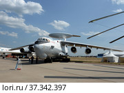 Модернизированный самолёт дальнего радиолокационного обнаружения и управления (ДРЛОиУ) А-50У «Сергей Атаянц» на Международном авиационно-космическом салоне МАКС-2021 в Жуковском, Россия. Редакционное фото, фотограф Free Wind / Фотобанк Лори