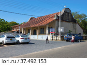 Старинная голландская реформатская церковь в городе Матара, Шри-Ланка (2020 год). Редакционное фото, фотограф Виктор Карасев / Фотобанк Лори