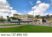 Hermes 450 - multipurpose high performance tactical UAS installed in front of the Air Force College in Beer Sheva (2021 год). Редакционное фото, фотограф Irina Opachevsky / Фотобанк Лори