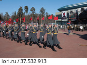 Праздник в поддержку 8-летия воссоединения Крыма с Россией на площади в Балашихе (2022 год). Редакционное фото, фотограф Дмитрий Неумоин / Фотобанк Лори