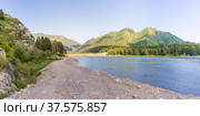 Chemal River and Mount Camel in Altai. Стоковое фото, фотограф Дмитрий Тищенко / Фотобанк Лори