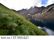 Озеро Кынгыр-Чад, Красный Карачай, КЧР. Стоковое фото, фотограф Оглоблин Андрей Николаевич / Фотобанк Лори