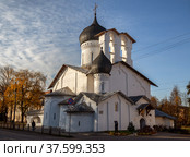 Ancient Orthodox Church of St. Nicholas the Wonderworker (Nikoly with Usokhi) in Pskov, Russia (2021 год). Стоковое фото, фотограф Юлия Бабкина / Фотобанк Лори