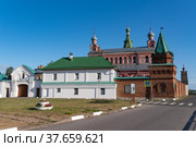 Никольский монастырь на берегу реки Волхов в Старой Ладоге, Россия (2021 год). Стоковое фото, фотограф Дымов Игорь / Фотобанк Лори