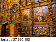 Interior of the Church of Elijah the Prophet in Yaroslavl. Fragment of the iconostasis (2019 год). Редакционное фото, фотограф Юлия Бабкина / Фотобанк Лори
