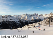 Panorama of the Austrian ski resort of Ischgl (2014 год). Редакционное фото, фотограф Наталия Попова / Фотобанк Лори
