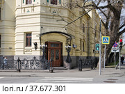 Москва. Красноармейская улица, 1. Ресторан «Эльдорадо». Офисное здание (2022 год). Редакционное фото, фотограф Илюхина Наталья / Фотобанк Лори