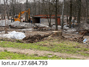 На месте сноса гаражей. Россия, город Москва, Днепропетровская улица (2022 год). Редакционное фото, фотограф Щеголева Ольга / Фотобанк Лори