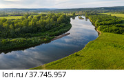 Южный Урал, Башкирия, река Ай. Вид с воздуха. The Southern Urals, Bashkiria, the Ai River. Aerial view. Стоковое фото, фотограф Евгений Романов / Фотобанк Лори