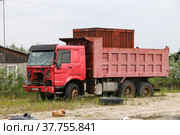 CNHTC Howo (2020 год). Редакционное фото, фотограф Art Konovalov / Фотобанк Лори