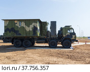 Средняя Ахтуба, Волгоградская область, Россия. Военная техника. Командирская машина с модульным трансформируемым кузовом на шасси КАМАЗ в парке «Патриот». (2021 год). Редакционное фото, фотограф Андрей Цыганков / Фотобанк Лори