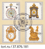 Башенные часы 1400 г. Астрономические каминные часы 1738 г. Часы с флейтой 1790 г. Статуэтка часы 1580 год, почтовая марка ФРГ 1992 года. Редакционная иллюстрация, иллюстратор александр афанасьев / Фотобанк Лори