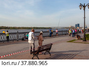 На набережной Волги проходит отборочный этап фестиваля "Вобла 2022 в номинации "Дети". Астрахань. Россия. Редакционное фото, фотограф Сергей Афанасьев / Фотобанк Лори