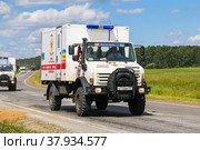 Unimog U4000 (2016 год). Редакционное фото, фотограф Art Konovalov / Фотобанк Лори