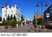 Город Омск, пешеходная улица Чокана Валиханова (2022 год). Редакционное фото, фотограф Виктор Топорков / Фотобанк Лори