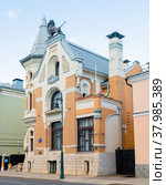 Особняк Кекушевой. Улица Остоженка, дом 21. Летний вечер. Москва. Россия (2022 год). Редакционное фото, фотограф E. O. / Фотобанк Лори