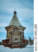 Russian Traditional wooden church (2018 год). Стоковое фото, фотограф Александр Fanfo / Фотобанк Лори