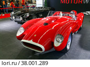 Ferrari 250 Testa Rossa Spider Scaglietti (2019 год). Редакционное фото, фотограф Art Konovalov / Фотобанк Лори