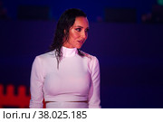 Певица Алсу на церемонии открытия Всероссийской спартакиады по летним видам спорта во дворце спорта "Мегаспорт" в городе Москве, Россия (2022 год). Редакционное фото, фотограф Николай Винокуров / Фотобанк Лори