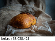 Кукурузный хлеб испеченный собственными руками. Стоковое фото, фотограф Людмила Заботина / Фотобанк Лори