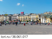 Сенная площадь. Здание Гауптвахты Сенного рынка. Санкт-Петербург (2016 год). Редакционное фото, фотограф Александр Щепин / Фотобанк Лори