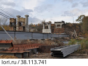 Процесс постройки Ливенского моста через речку Сосна. Стоковое фото, фотограф Анатолий Бородин / Фотобанк Лори