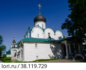 The 16th century Trinity Cathedral in Alexandrovskaya Sloboda in Alexandrov, Russia (2022 год). Стоковое фото, фотограф Сергей Фролов / Фотобанк Лори
