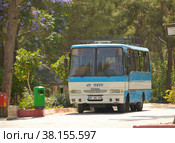 Старый автобус Iveco (2022 год). Редакционное фото, фотограф Сапрыгин Сергей / Фотобанк Лори