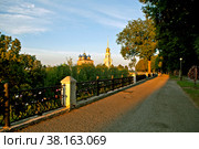 Трубежная набережная с видом на кремль. Рязань (2022 год). Стоковое фото, фотограф Сергей Афанасьев / Фотобанк Лори