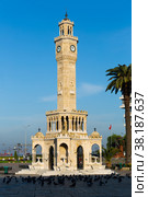 Square Konak Meydani in Izmir, Turkey. Стоковое фото, фотограф Яков Филимонов / Фотобанк Лори