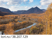 Камчатка, вид со смотровой площадки по дороге в Эссо. Стоковое фото, фотограф Александр Максин / Фотобанк Лори