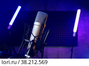 Close up of professional microphone in recording studio. Стоковое фото, фотограф Сергей Толмачёв / Фотобанк Лори