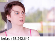 Portrait of a stunned girl with her mouth open in surprise. Стоковое фото, фотограф Татьяна Дворецкая / Фотобанк Лори