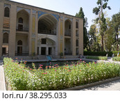 Финский сад в Кашане (Иран) (2022 год). Редакционное фото, фотограф Максим Гулячик / Фотобанк Лори