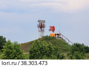 Антенны аэродромного радиолокационного центра. Стоковое фото, фотограф Михаил Старшов / Фотобанк Лори