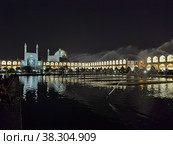 Площадь Нагш-Джахан в Эсфахане (Иран) (2022 год). Редакционное фото, фотограф Максим Гулячик / Фотобанк Лори