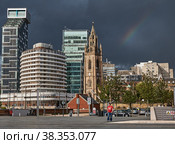 Радуга в Ливерпуле (2011 год). Редакционное фото, фотограф Ян Катасонов / Фотобанк Лори
