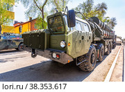 Russian anti-aircraft missile system (SAM) S-400 Triumph (2021 год). Редакционное фото, фотограф FotograFF / Фотобанк Лори
